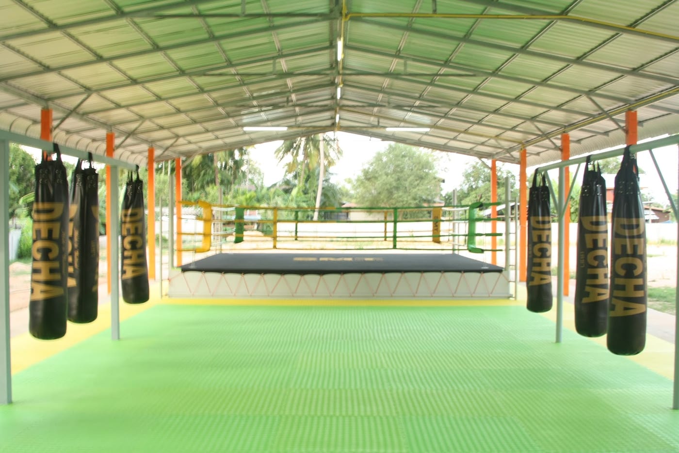 Photograph of sisaket muay thai gym