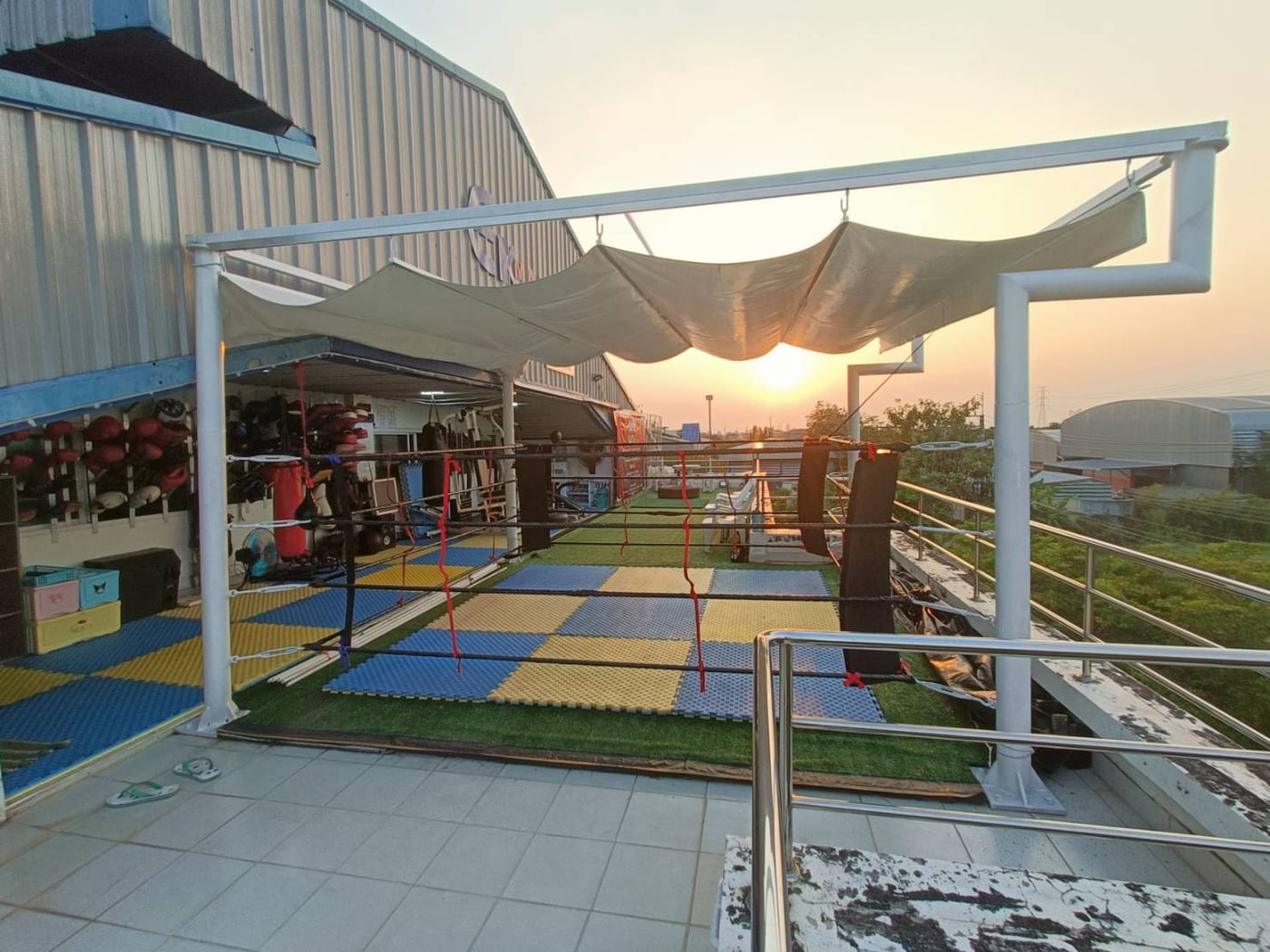 Photograph of ค่ายมวยแอ๊คแมนมวยไทยยิมส์ (EKMAN MUAYTHAI GYM.)